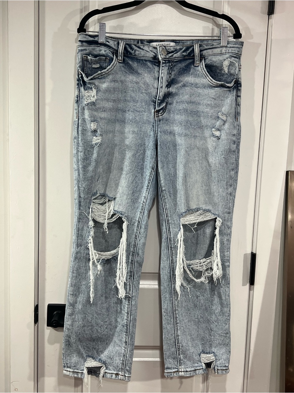 Lovervet Mid  Rise Acid Washed, distressed cropped Jeans